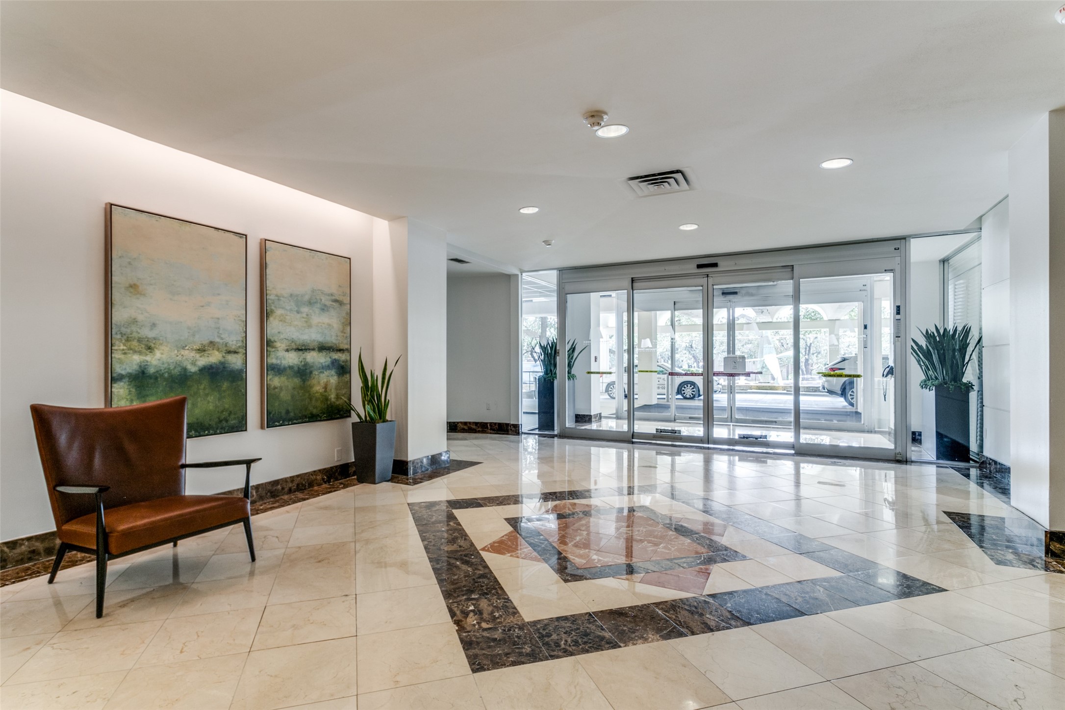 6211 W Northwest Highway Dallas TX 75225