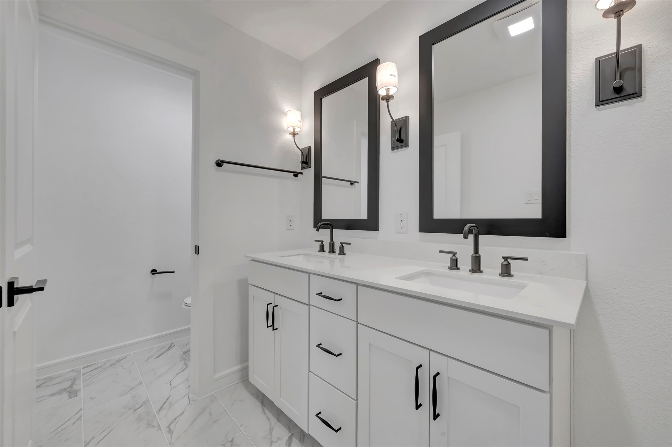 9405 Harborview Drive Providence Village TX 76227