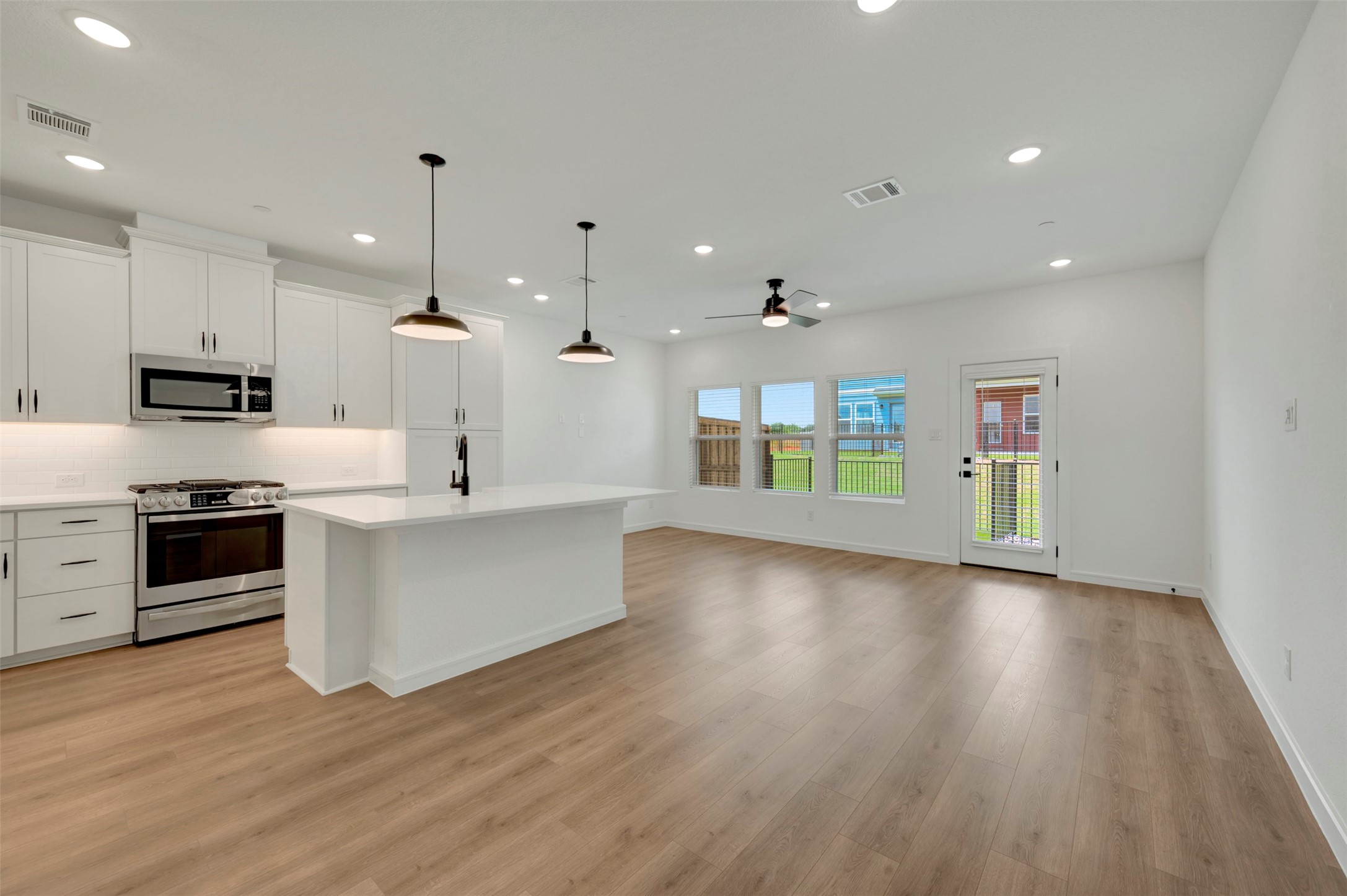 9405 Harborview Drive Providence Village TX 76227