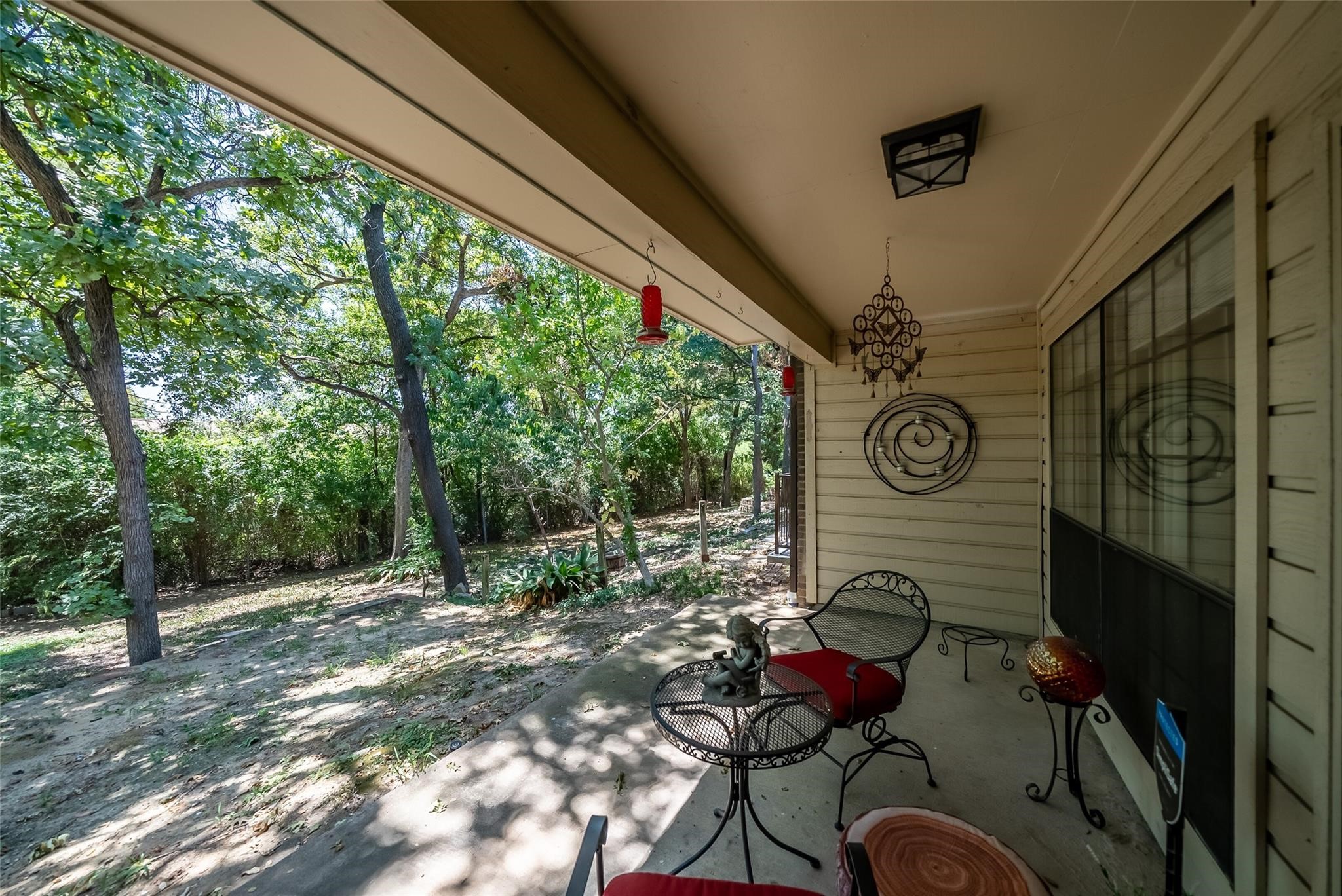 2505 Wedglea Drive Dallas TX 75211