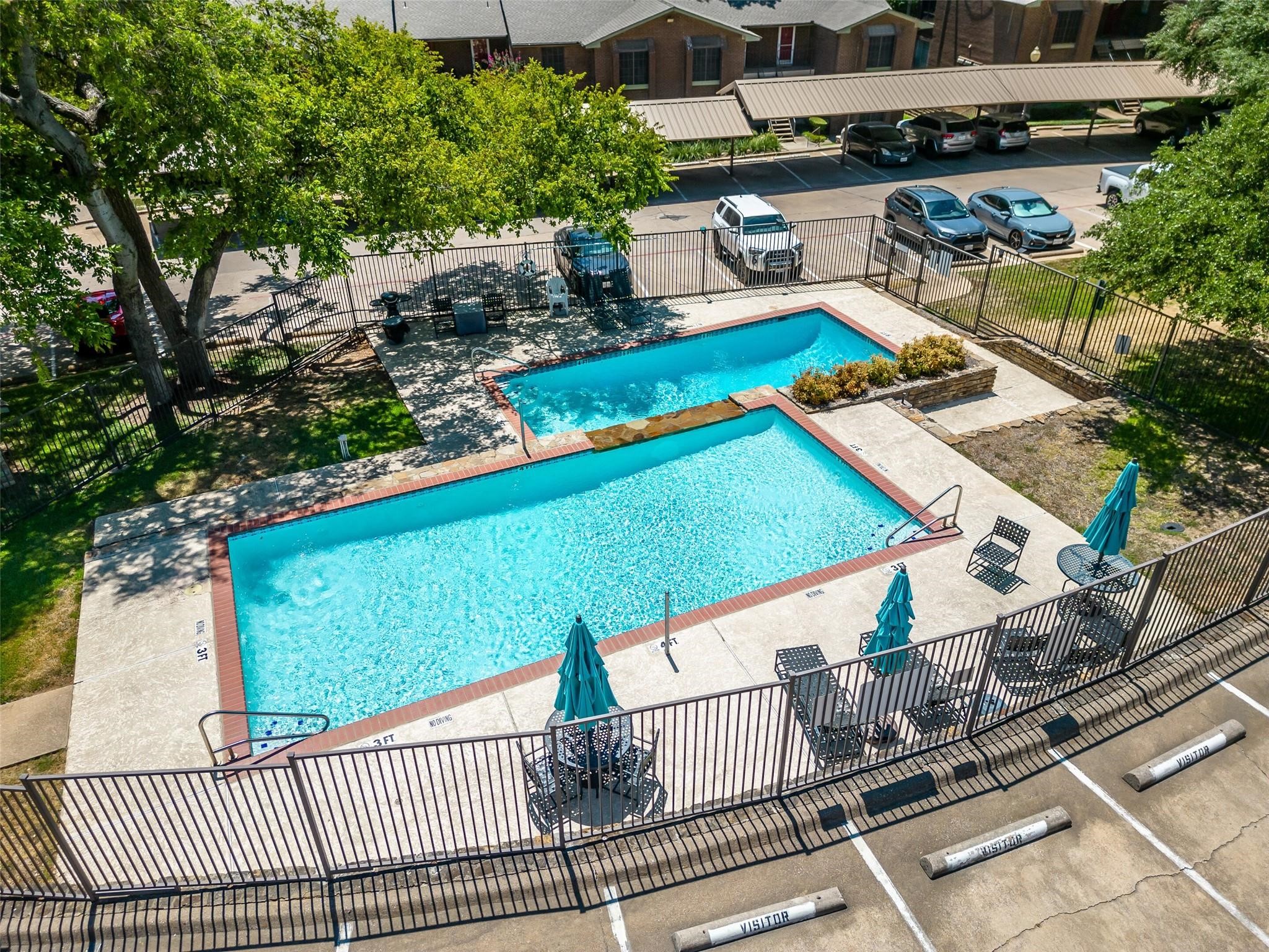 2505 Wedglea Drive Dallas TX 75211