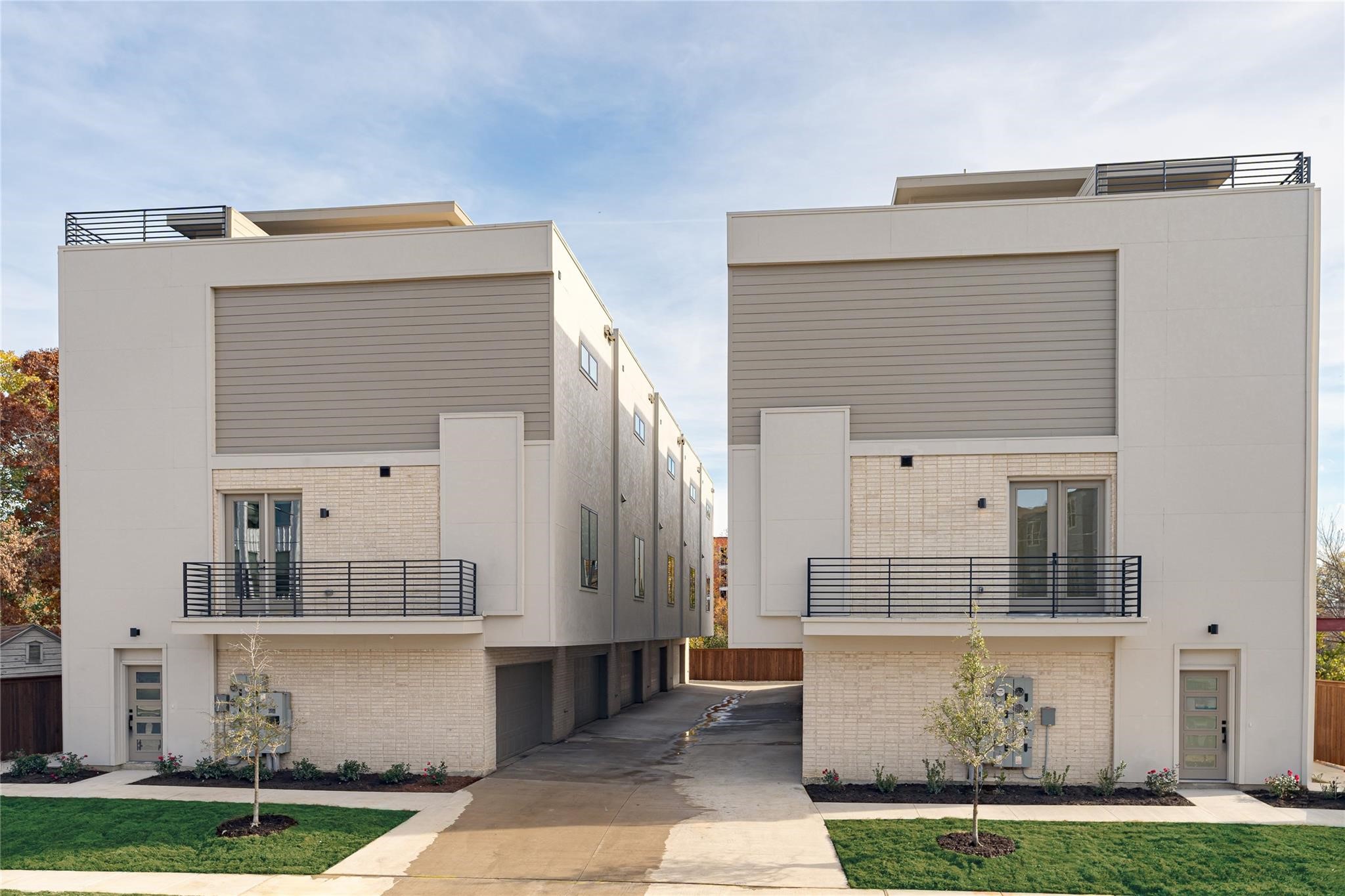 2610 Kimsey Dallas TX 75235