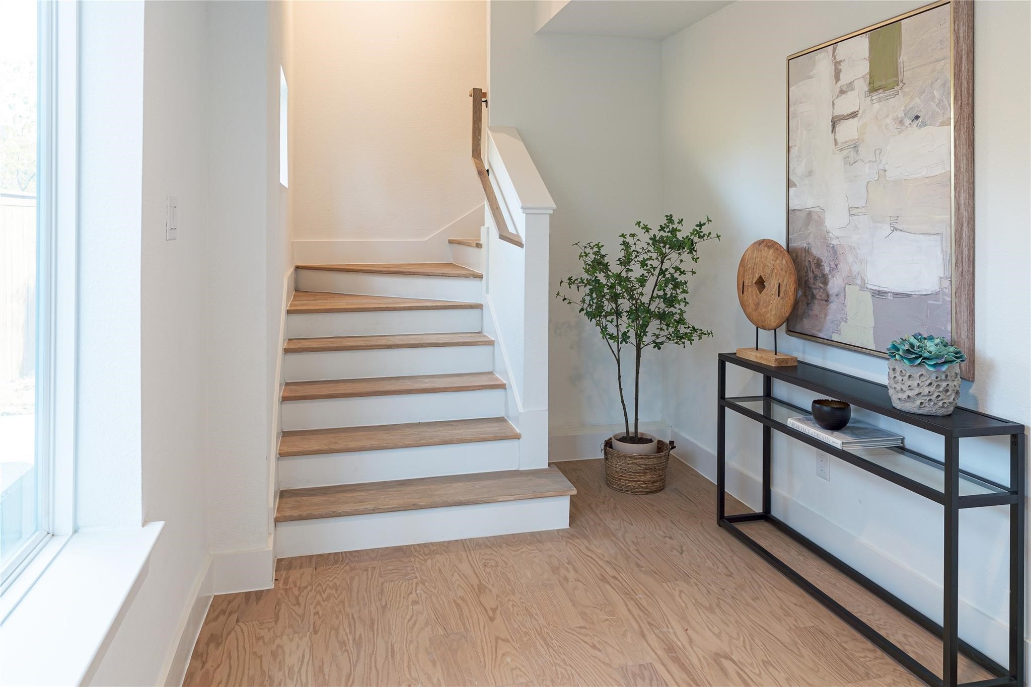 2610 Kimsey Dallas TX 75235