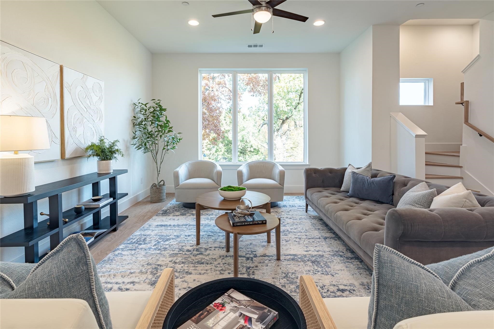 2610 Kimsey Dallas TX 75235