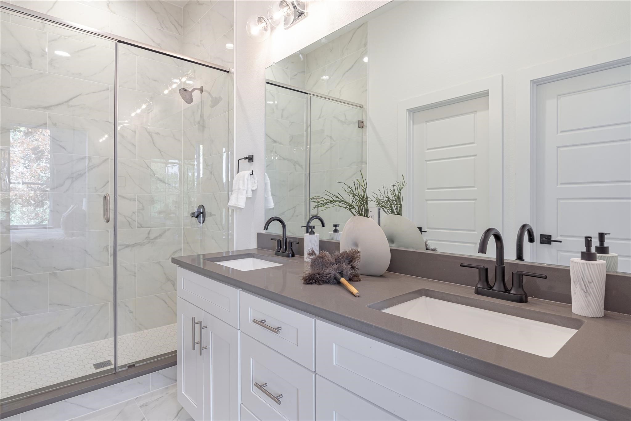2610 Kimsey Dallas TX 75235