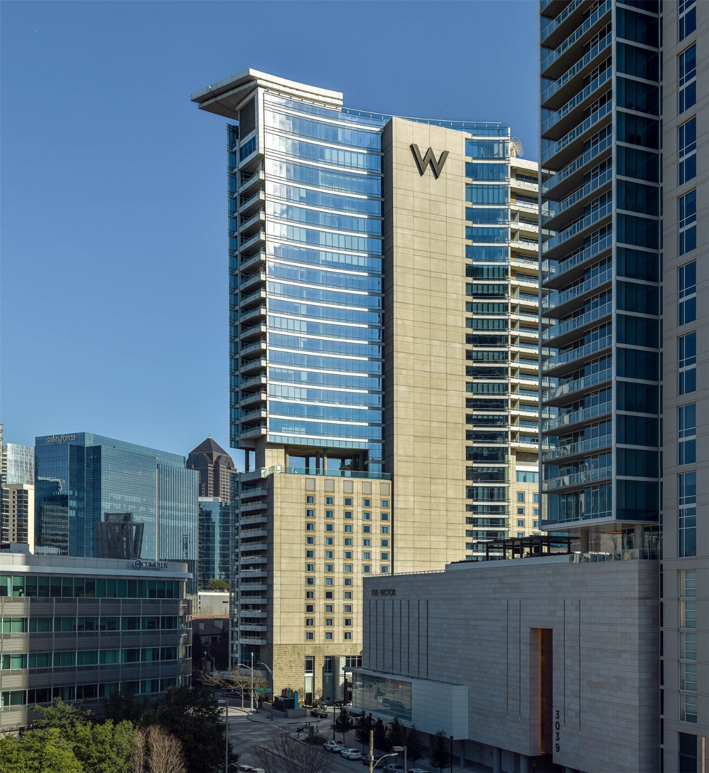 2408 Victory Park Lane Dallas TX 75219