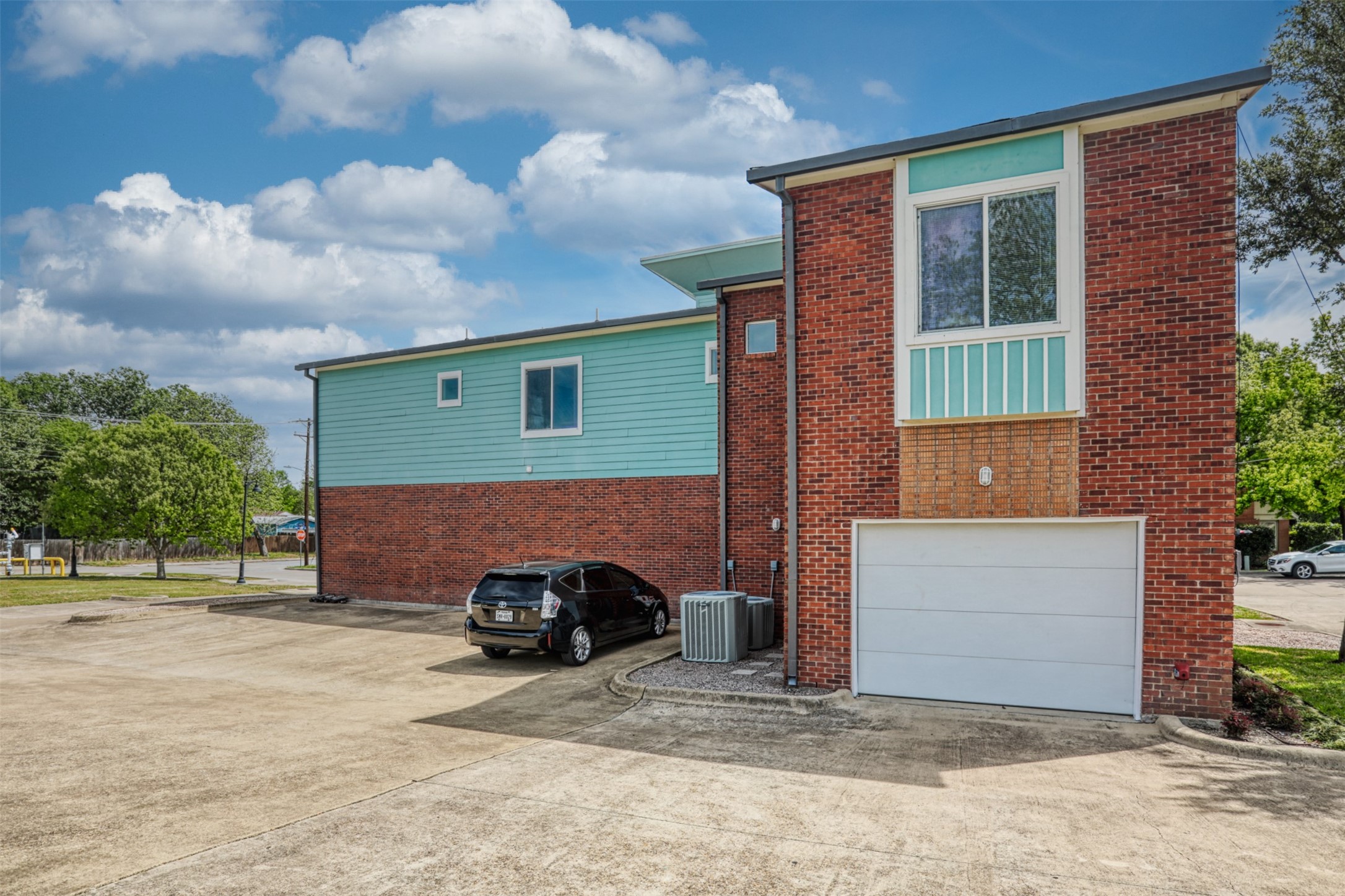 107 N Merrill Avenue Duncanville TX 75116