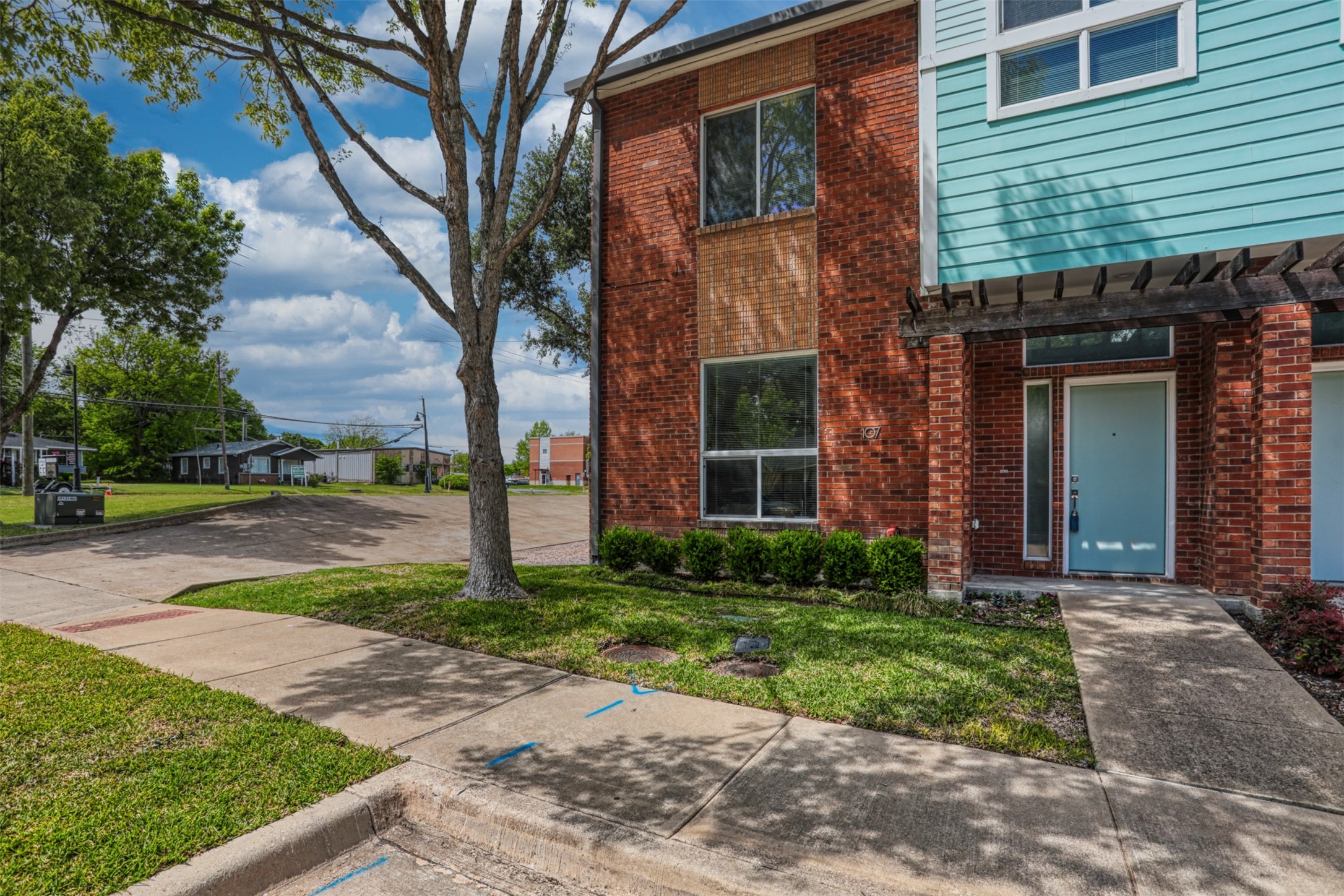 107 N Merrill Avenue Duncanville TX 75116