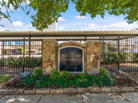 950 Henderson Street Fort Worth TX 76102