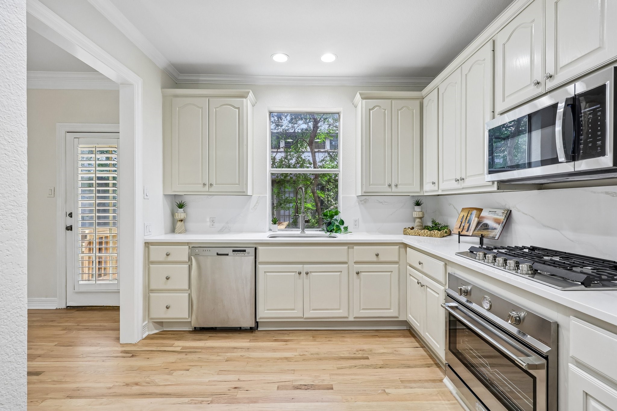 3312 Throckmorton Street Dallas TX 75219