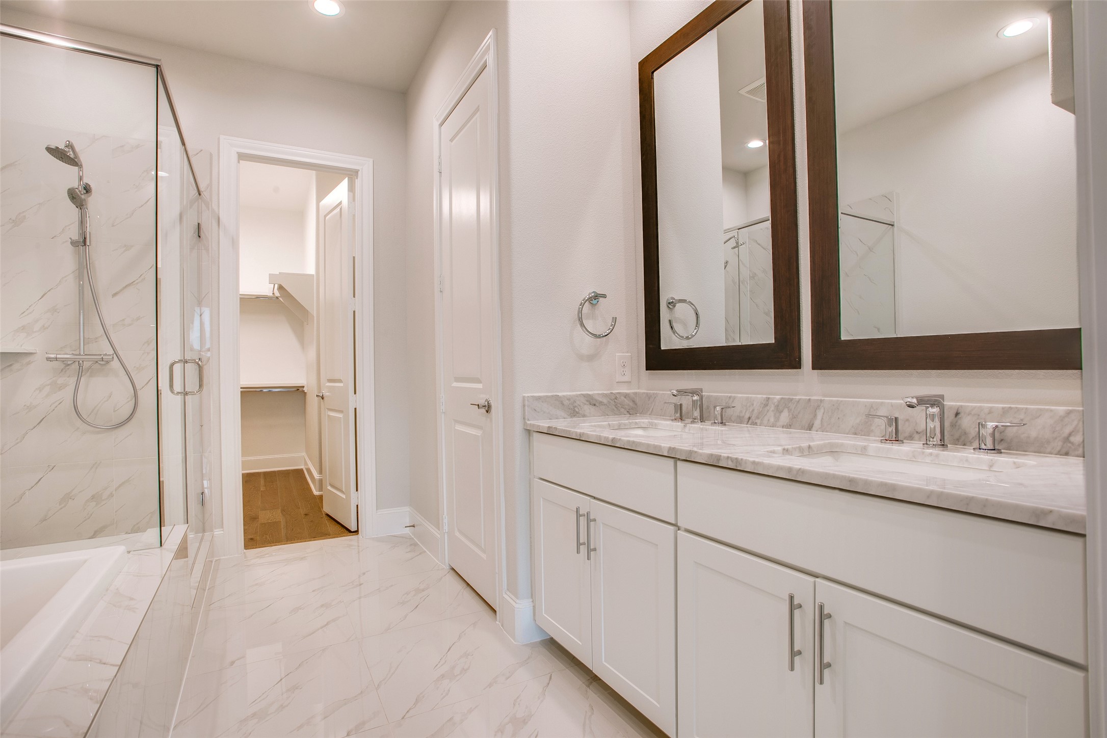 5469 Patterson Court Irving TX 75039