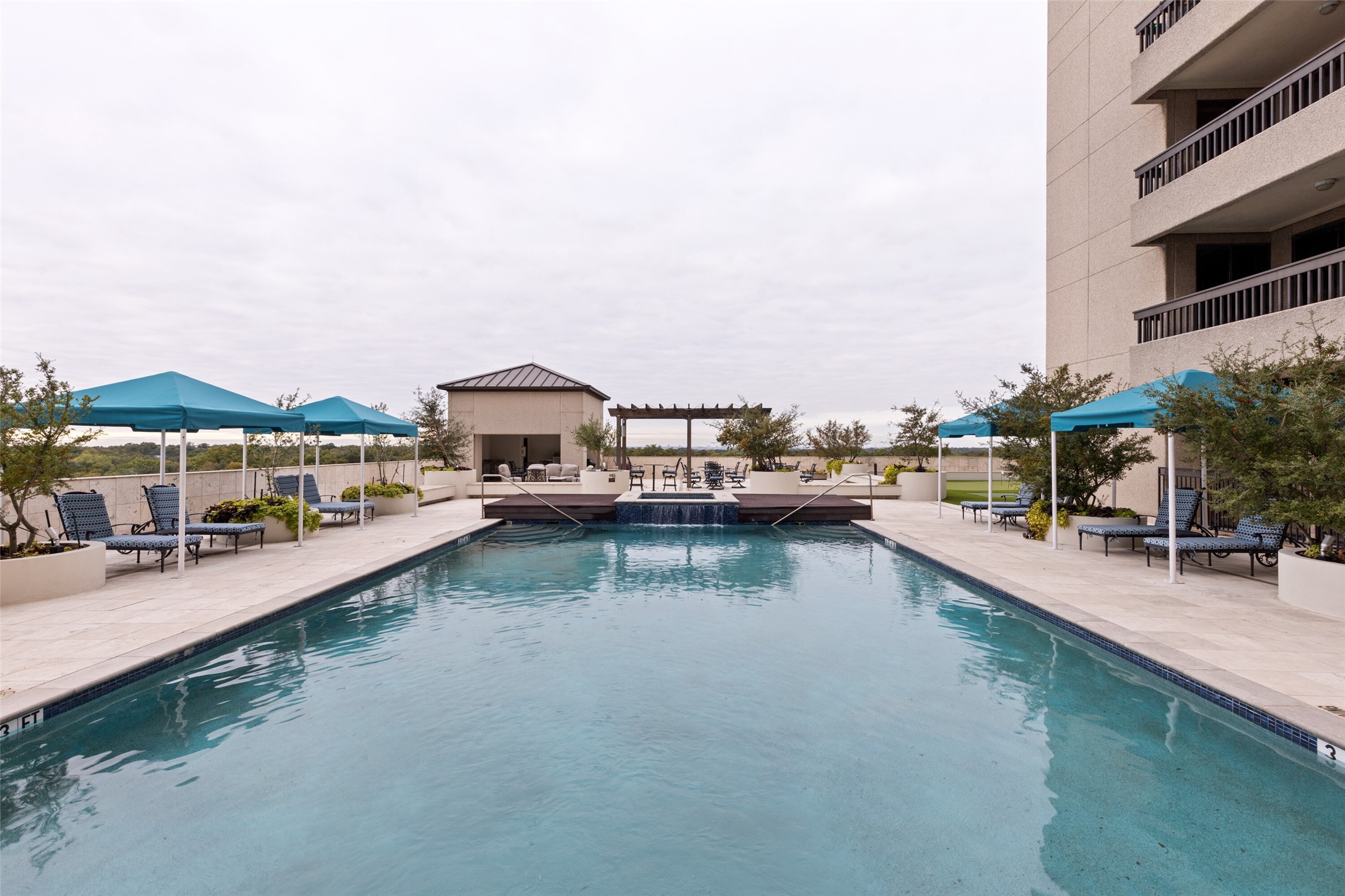 5909 Luther Lane Dallas TX 75225