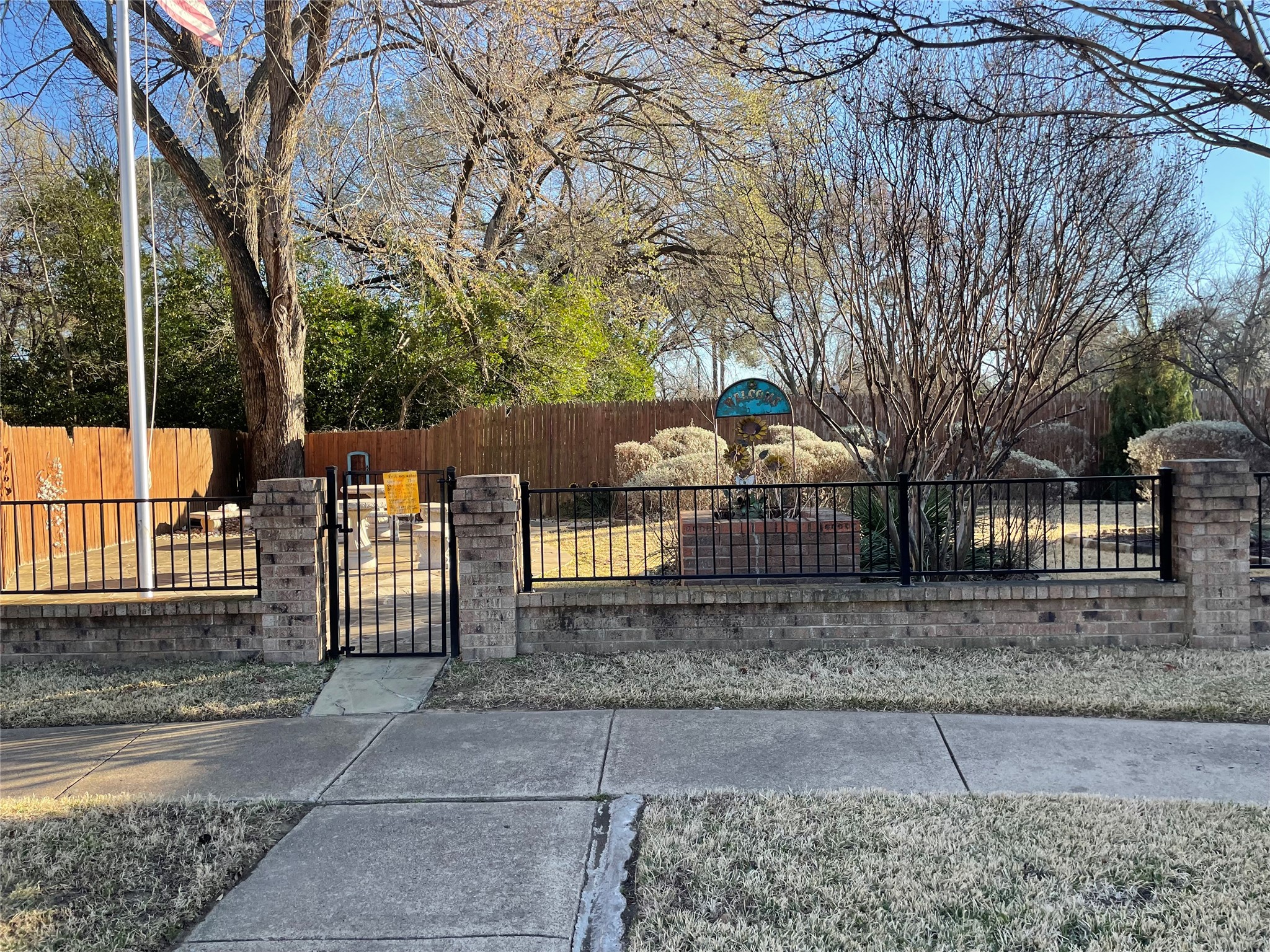 518 Pecan Acres Court Arlington TX 76013