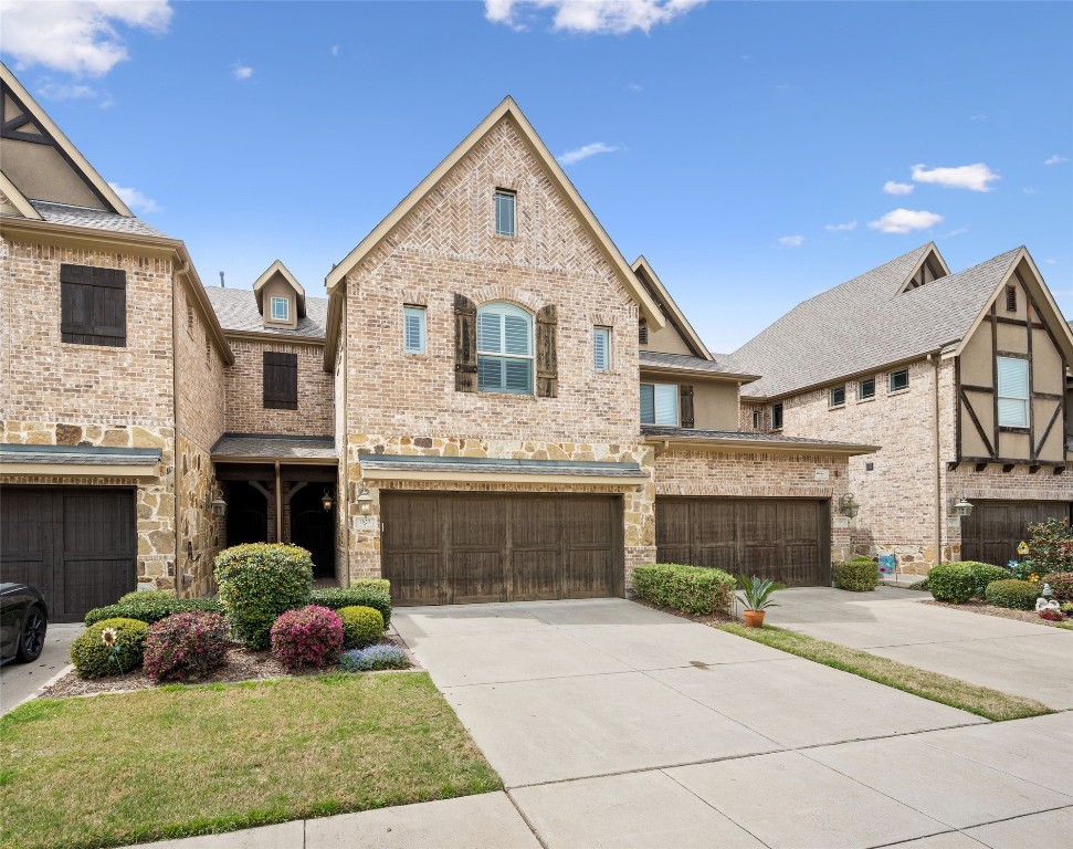 1623 Brook Grove Drive Euless TX 76039