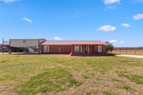 1219 County Road 3550 Paradise TX 76073