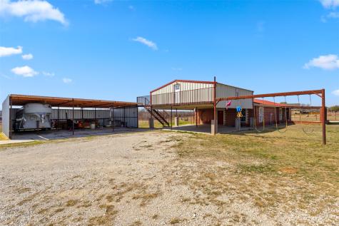 1219 County Road 3550 Paradise TX 76073