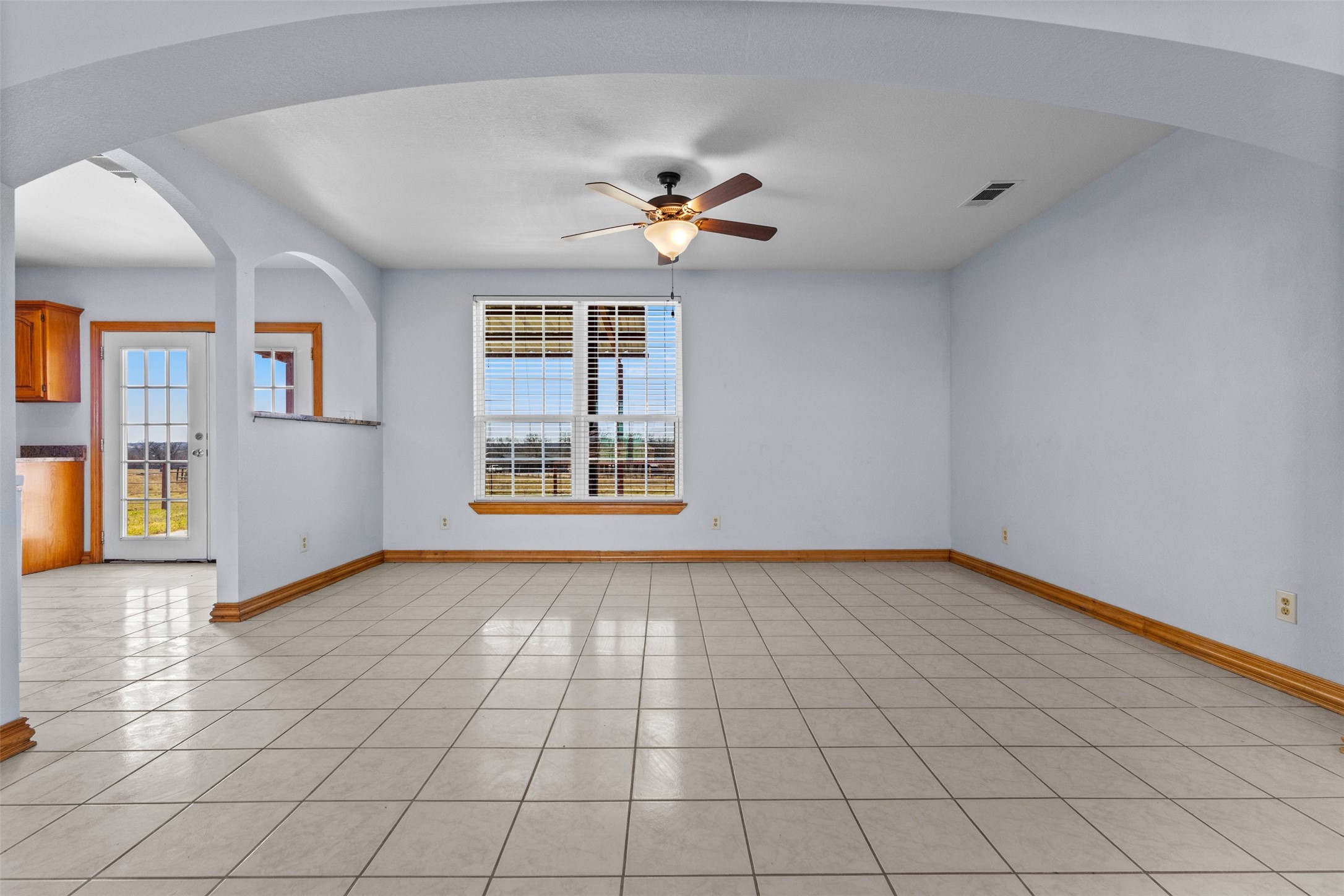 1219 County Road 3550 Paradise TX 76073