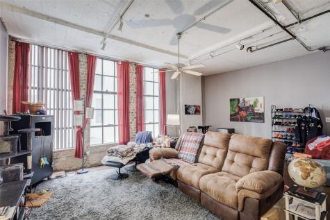 1122 Jackson Street Dallas TX 75202