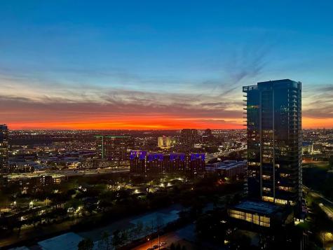 2900 Mckinnon Street Dallas TX 75201