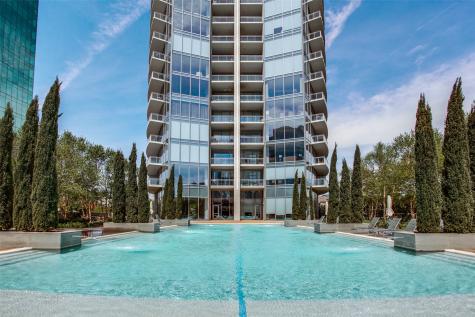 2900 Mckinnon Street Dallas TX 75201
