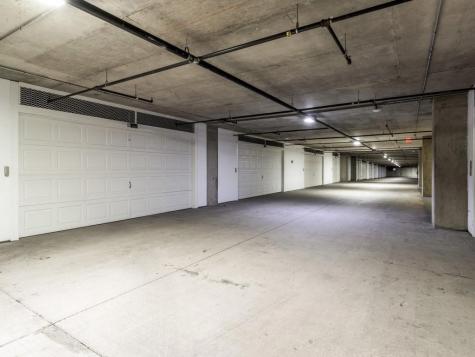 2900 Mckinnon Street Dallas TX 75201