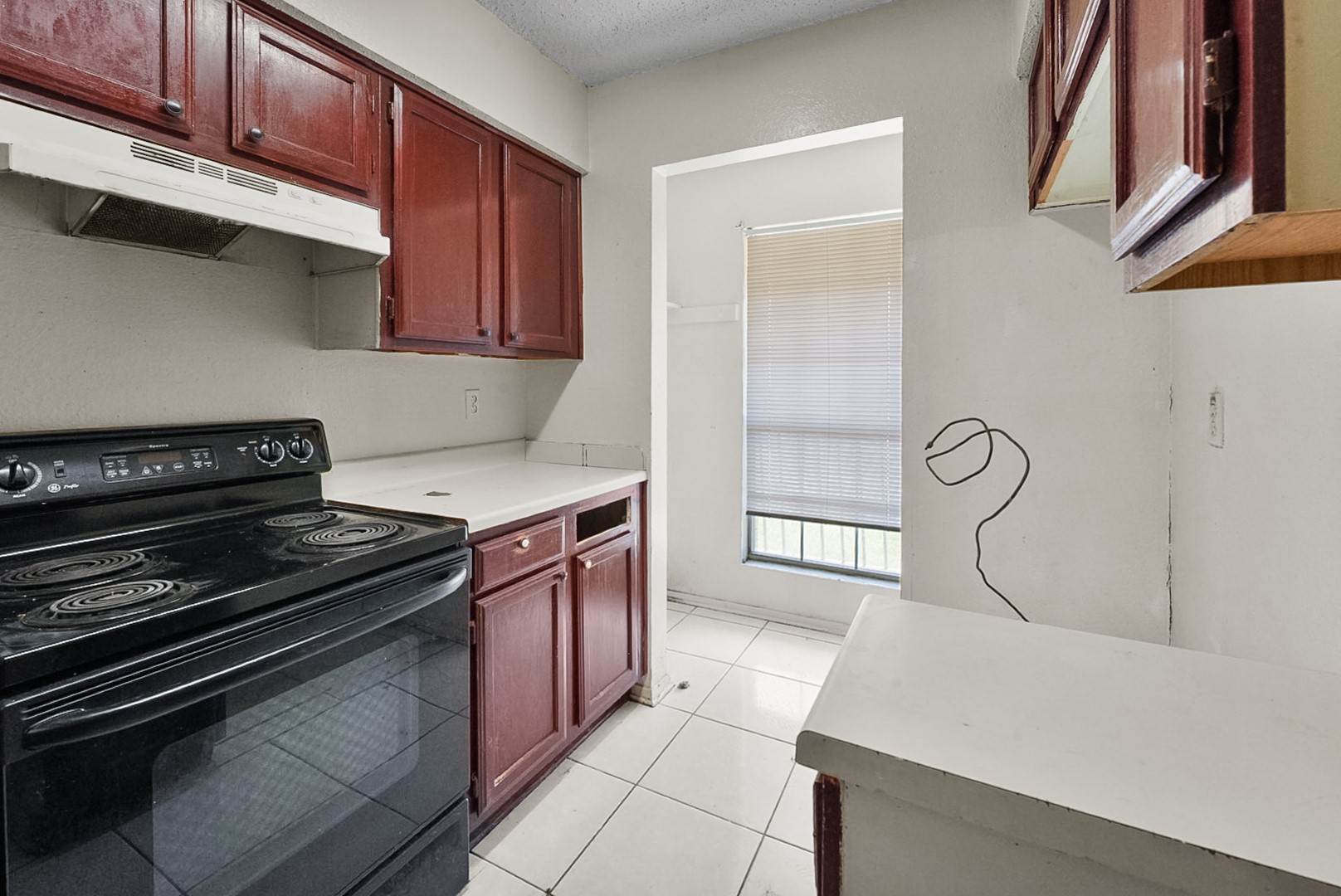 9415 Olde Towne Row Dallas TX 75227
