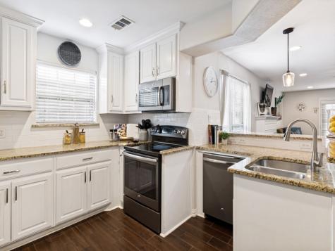 9405 Timberleaf Drive Dallas TX 75243
