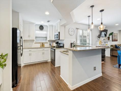 9405 Timberleaf Drive Dallas TX 75243