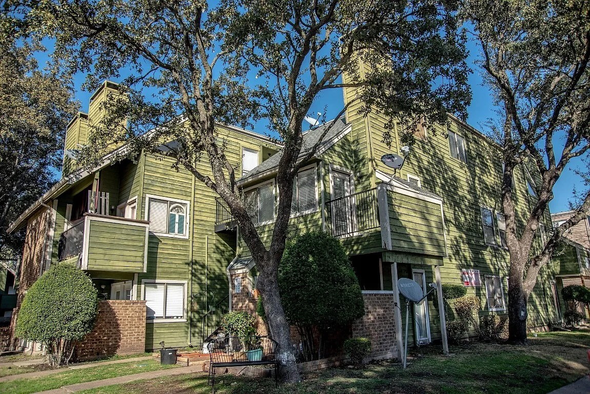 9833 Walnut Street Dallas TX 75243
