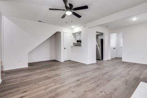 2166 E Arkansas Lane Arlington TX 76014