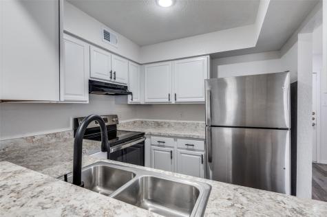 2166 E Arkansas Lane Arlington TX 76014
