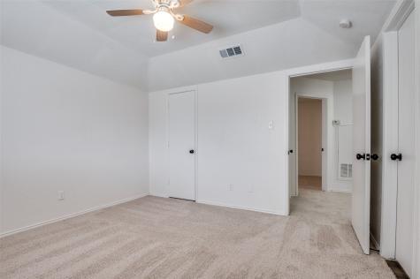 2166 E Arkansas Lane Arlington TX 76014