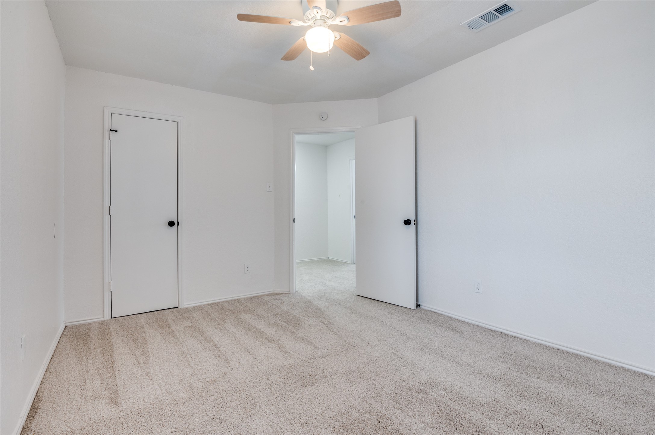 2166 E Arkansas Lane Arlington TX 76014