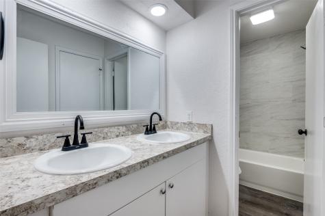 2166 E Arkansas Lane Arlington TX 76014