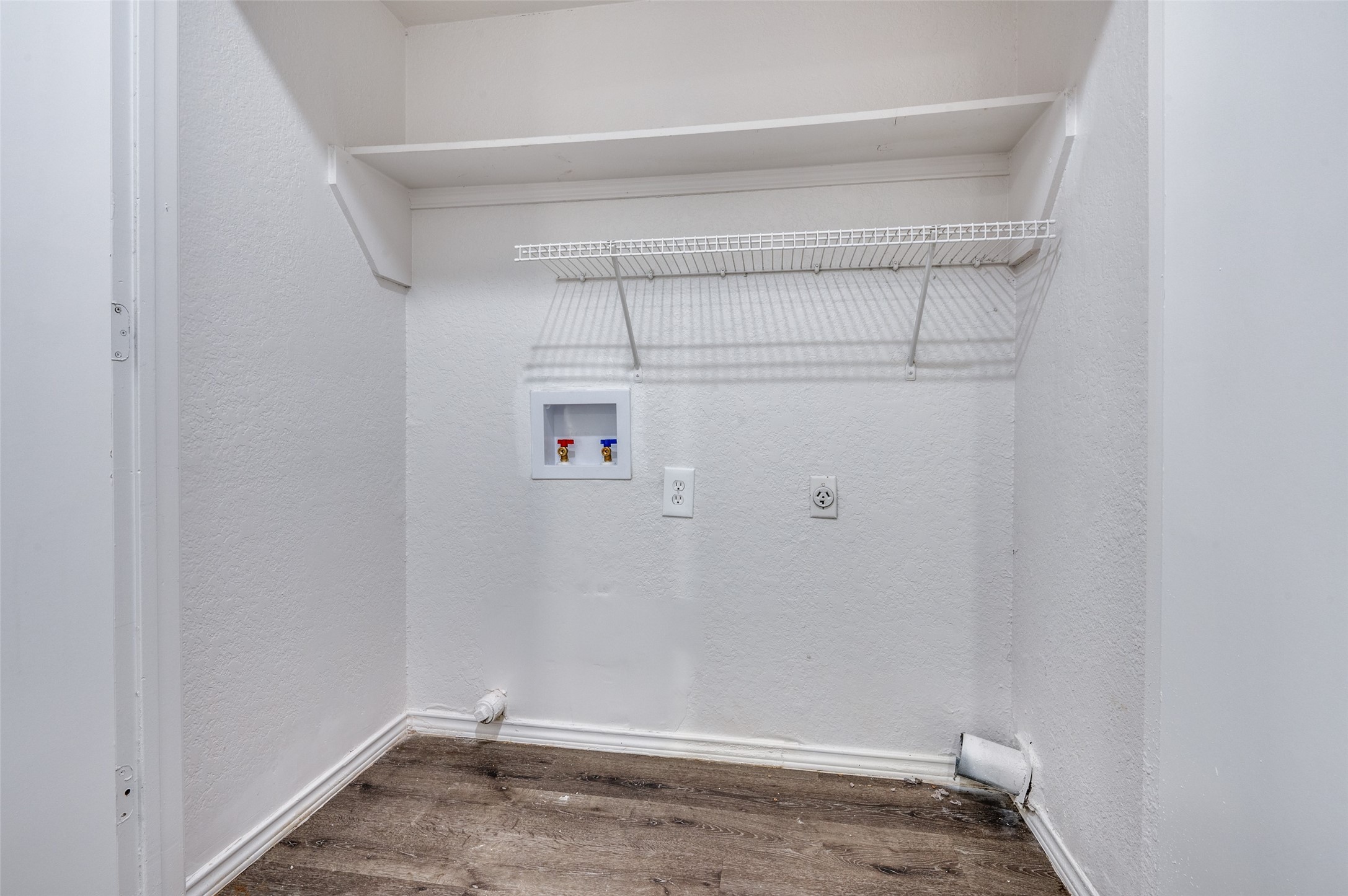 2166 E Arkansas Lane Arlington TX 76014