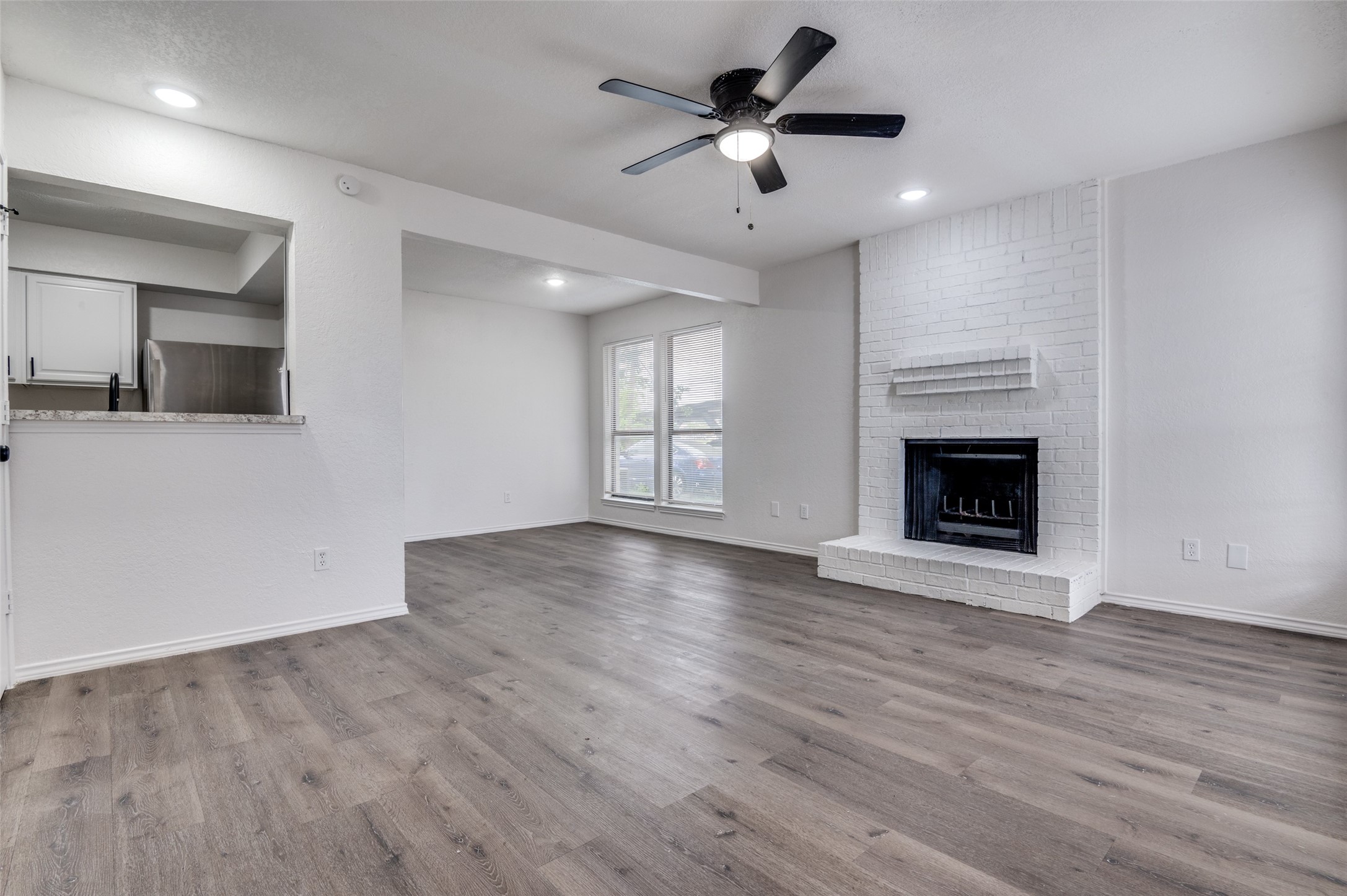 2166 E Arkansas Lane Arlington TX 76014
