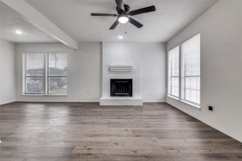 2166 E Arkansas Lane Arlington TX 76014