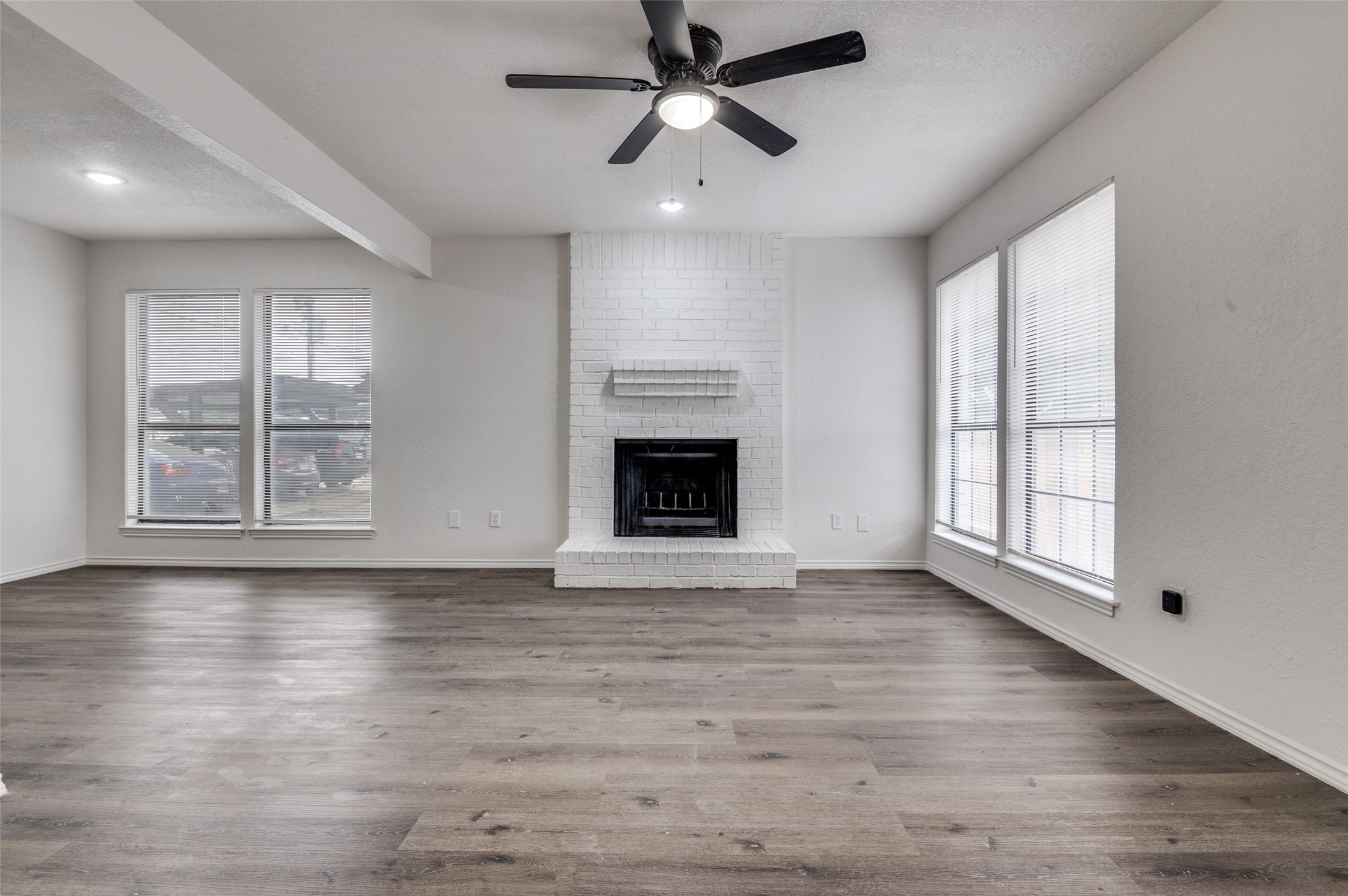 2166 E Arkansas Lane Arlington TX 76014