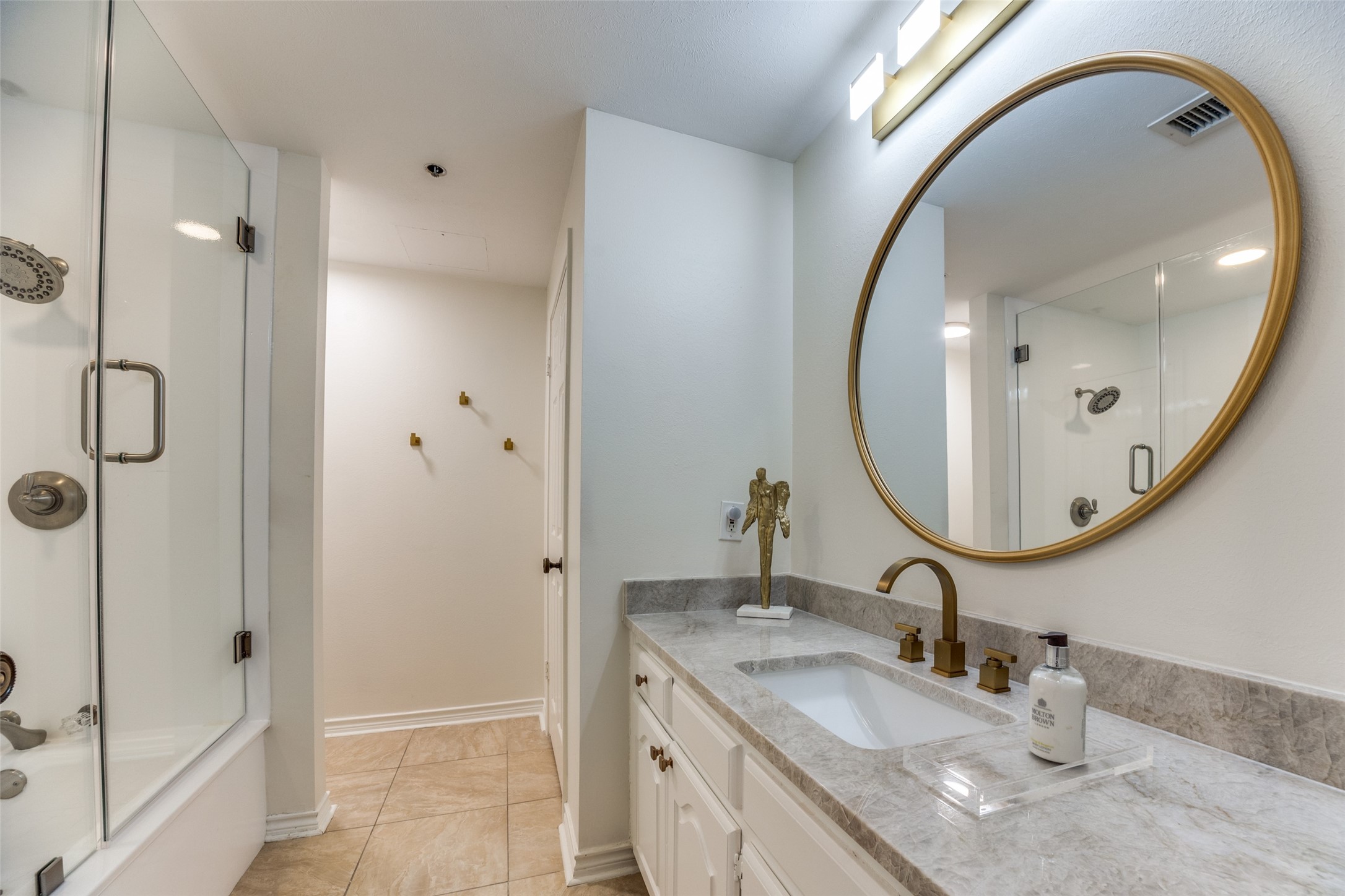 5909 Luther Lane Dallas TX 75225