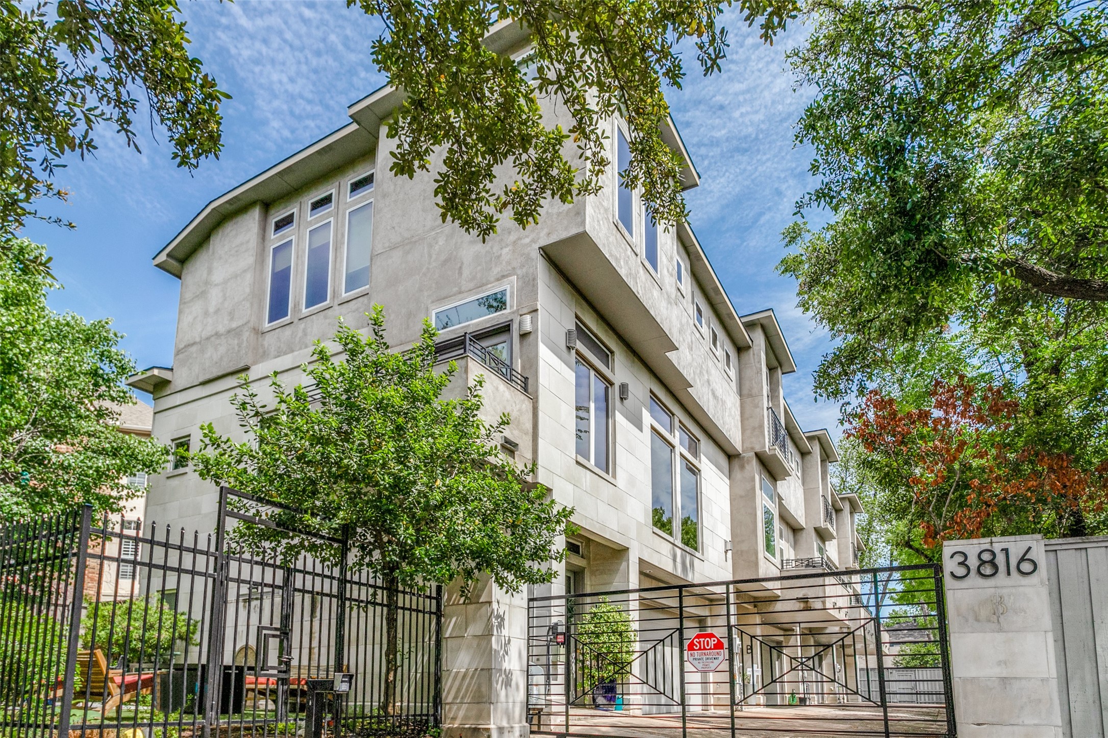 3816 Bowser Avenue Dallas TX 75219