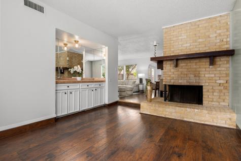 4803 Rollingwood Court Garland TX 75043