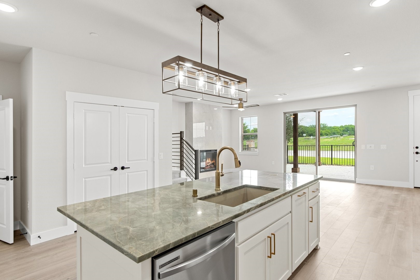 2884 Enfield The Colony TX 75056