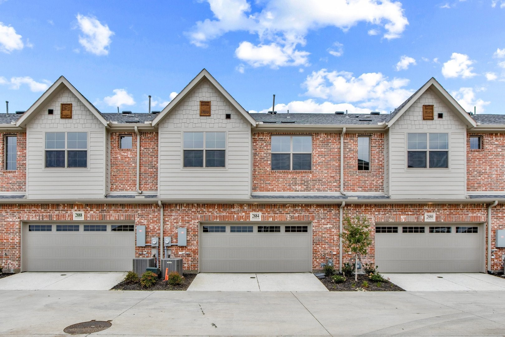 2884 Enfield The Colony TX 75056