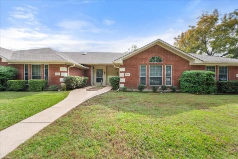 1209 W 3rd Avenue Corsicana TX 75110
