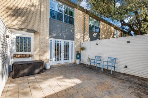 7404 W Northwest Highway Dallas TX 75225