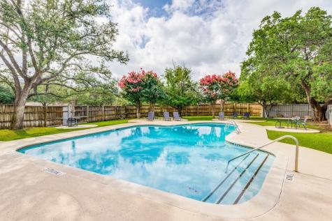 7404 W Northwest Highway Dallas TX 75225