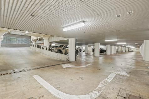 2220 Canton Street Dallas TX 75201