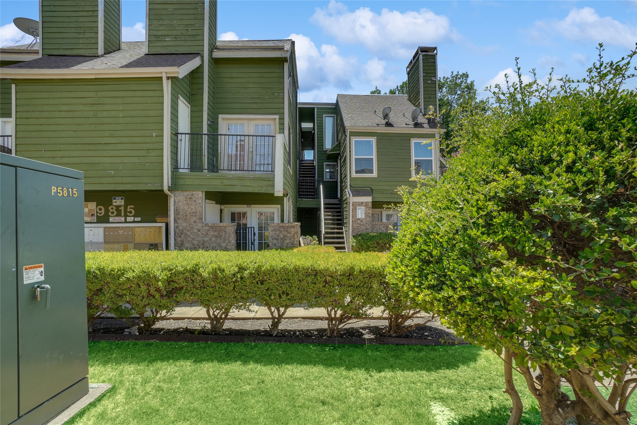 9815 Walnut Street Dallas TX 75243