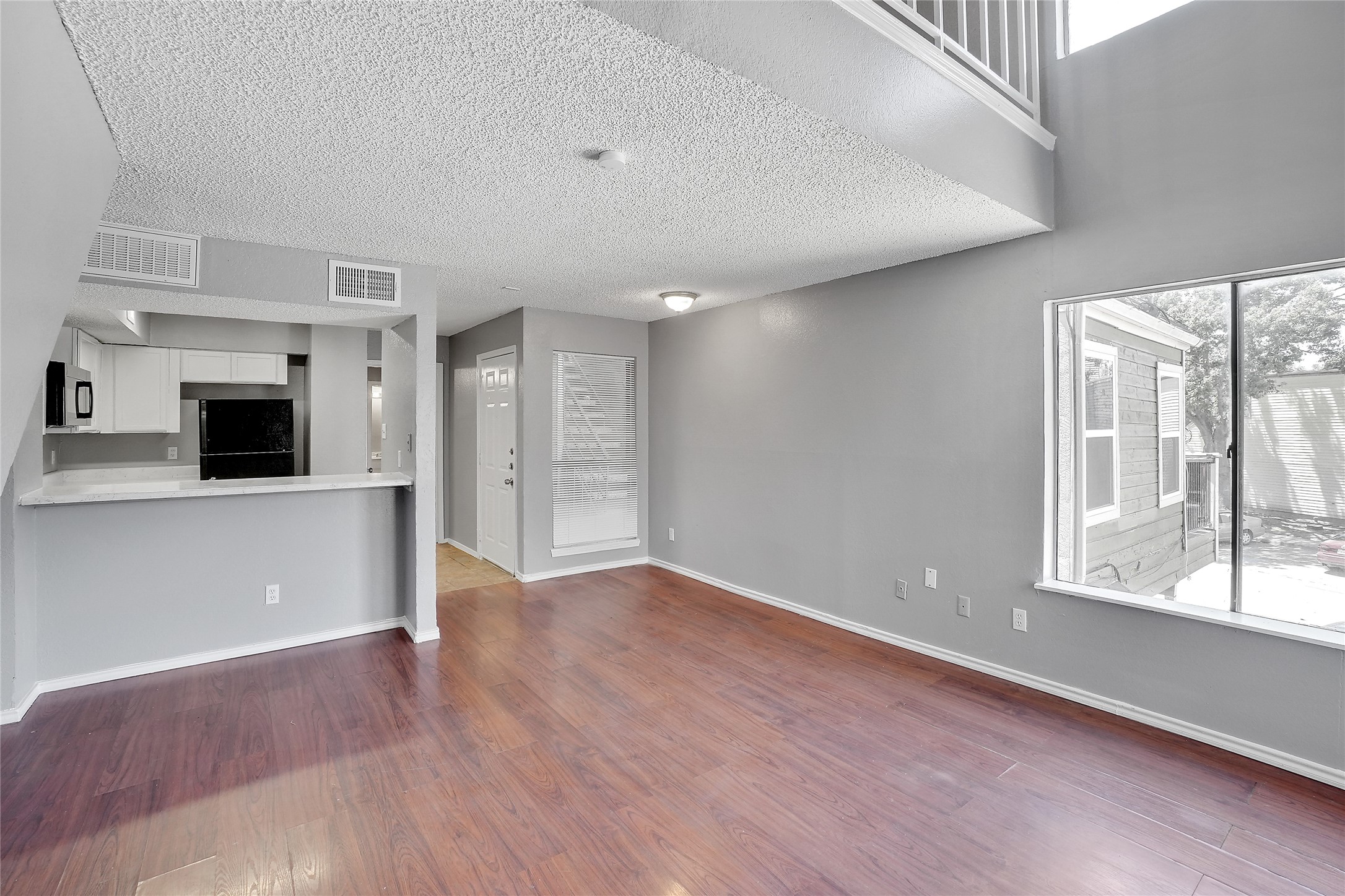 9815 Walnut Street Dallas TX 75243