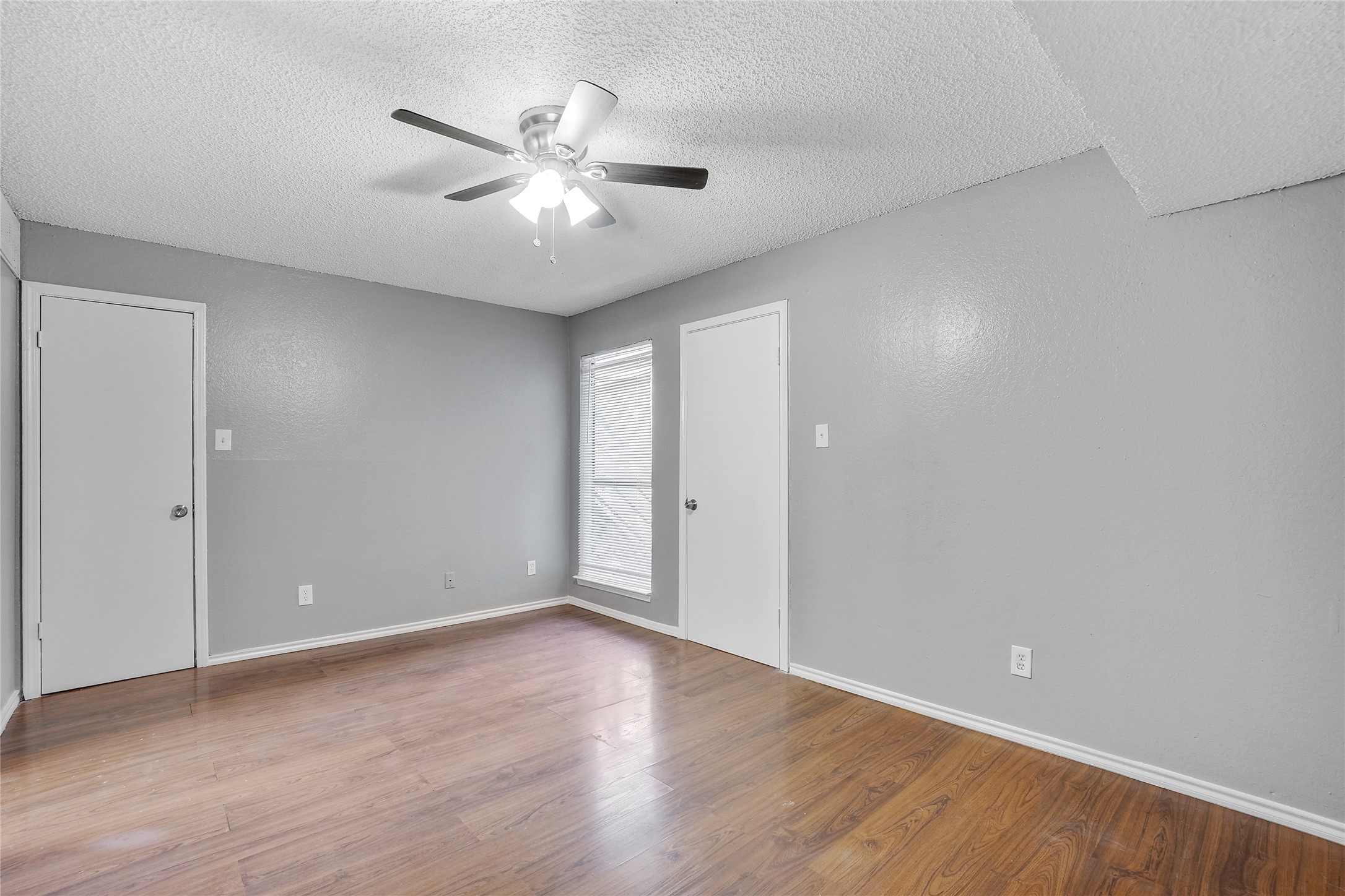 9815 Walnut Street Dallas TX 75243
